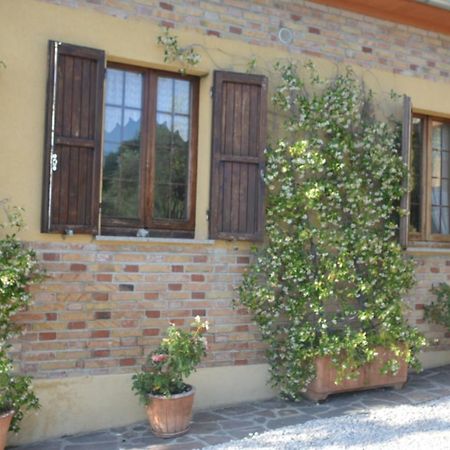 גוביו Villa Mischianti מראה חיצוני תמונה