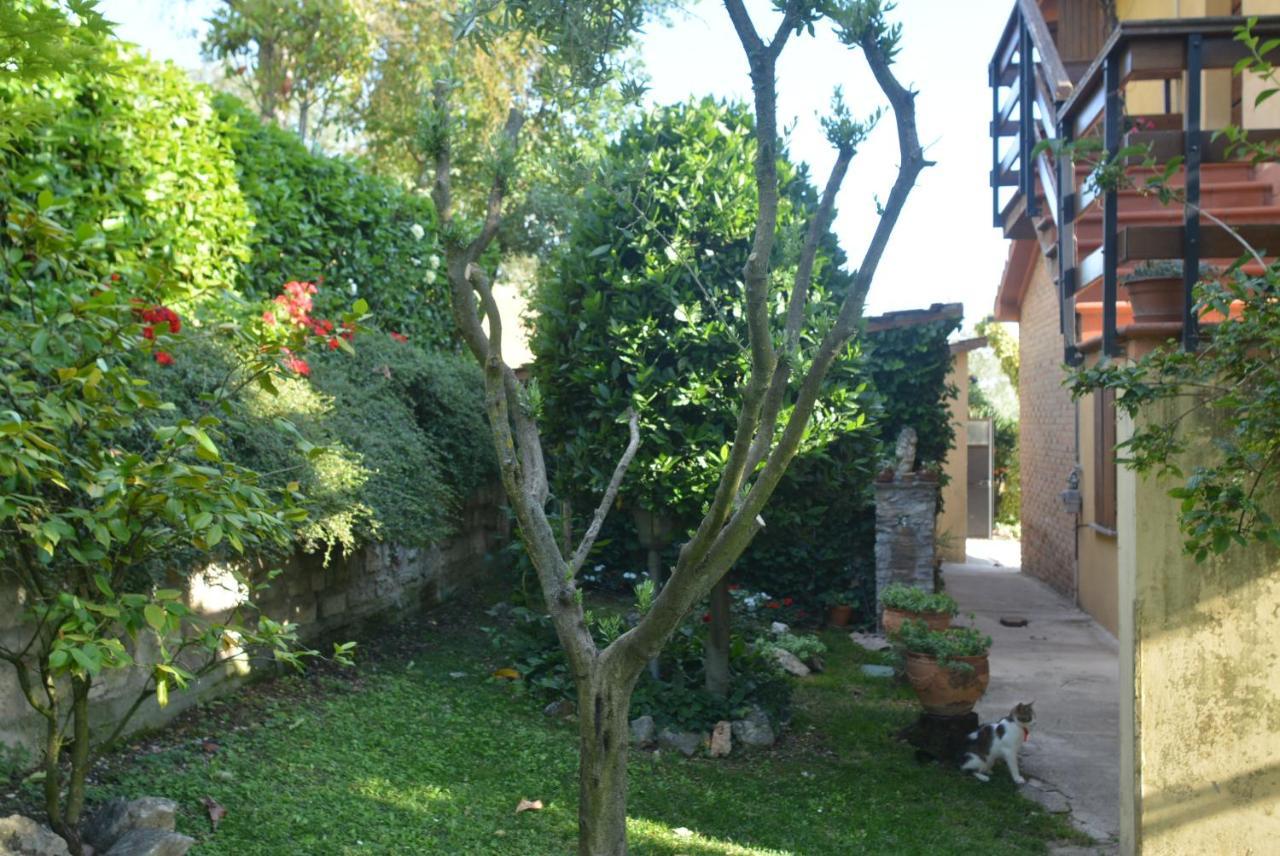 גוביו Villa Mischianti מראה חיצוני תמונה