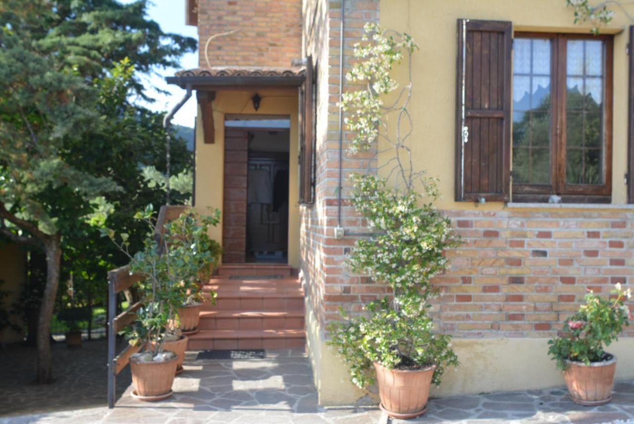גוביו Villa Mischianti מראה חיצוני תמונה