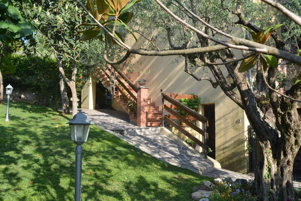 גוביו Villa Mischianti מראה חיצוני תמונה