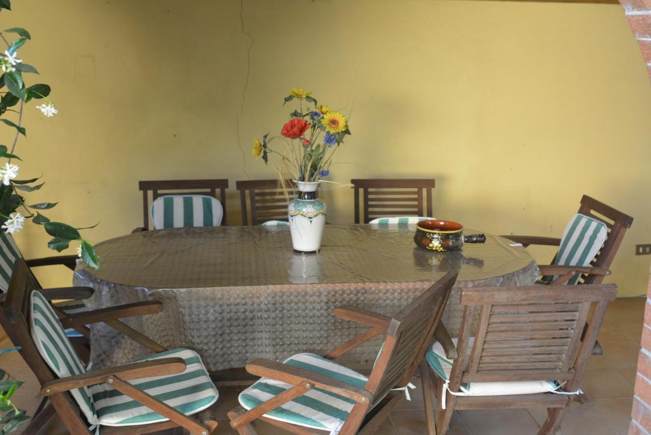 גוביו Villa Mischianti מראה חיצוני תמונה