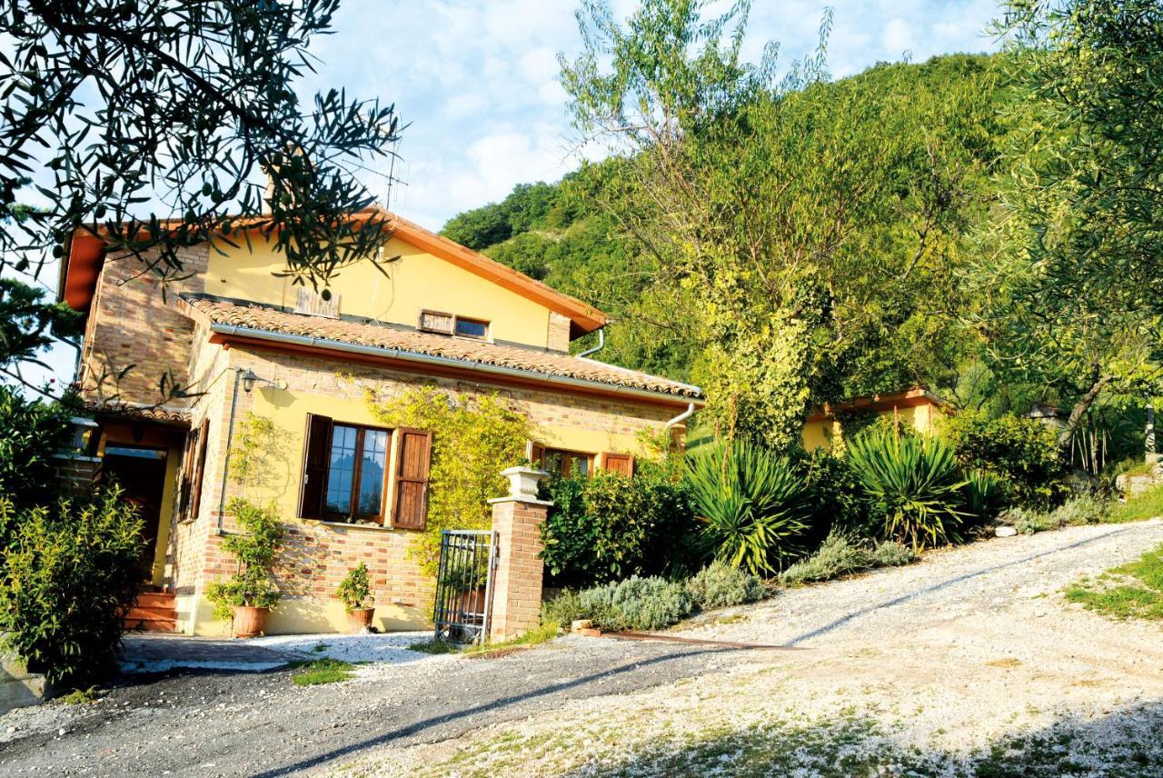 גוביו Villa Mischianti מראה חיצוני תמונה